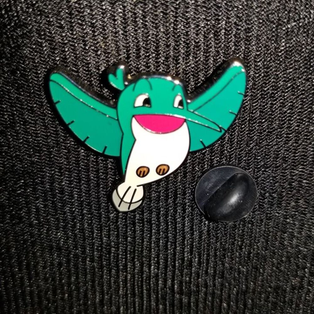 Disney Pin Pocahontas Flit Hummingbird Bird Meeko Raccoon Friend BoxLunch Box